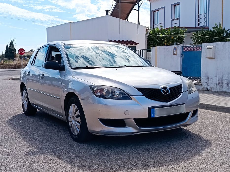 Mazda 3 HATCHBACK de 2004 5 lugares 225mil kms