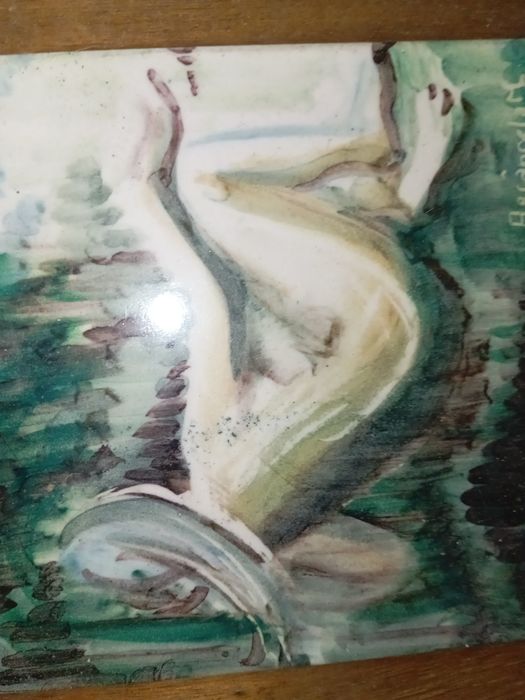 Azulejo com marca assinado