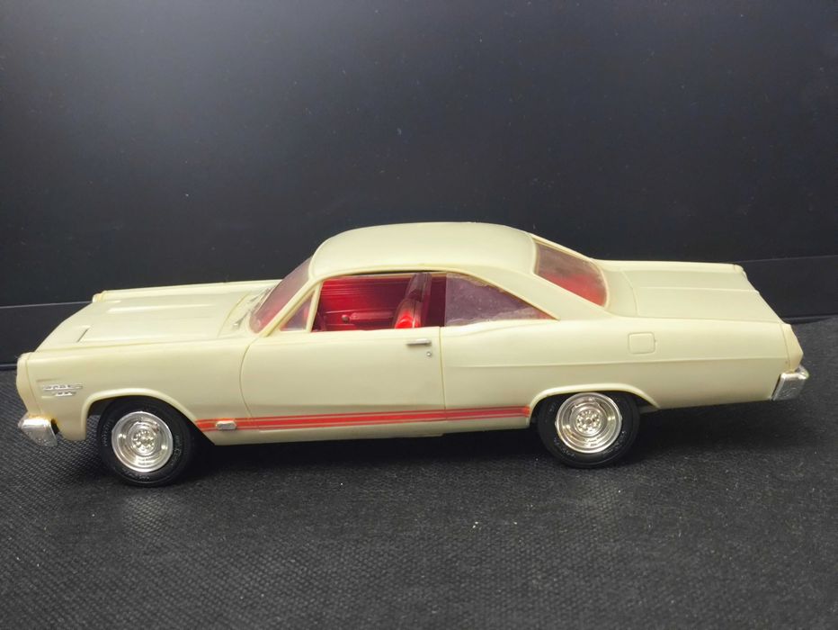 Машинка Mercury Comet Cyclone 1967 1.24