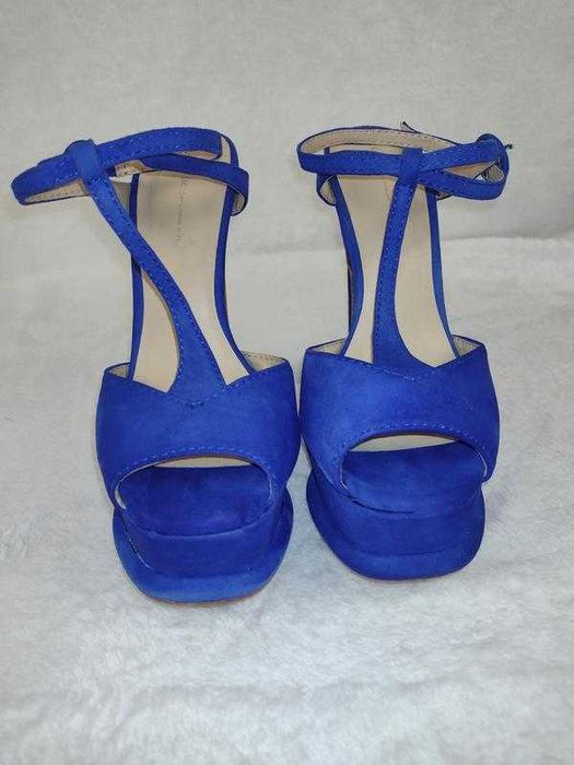 Босоніжки zara basic замш 36р.