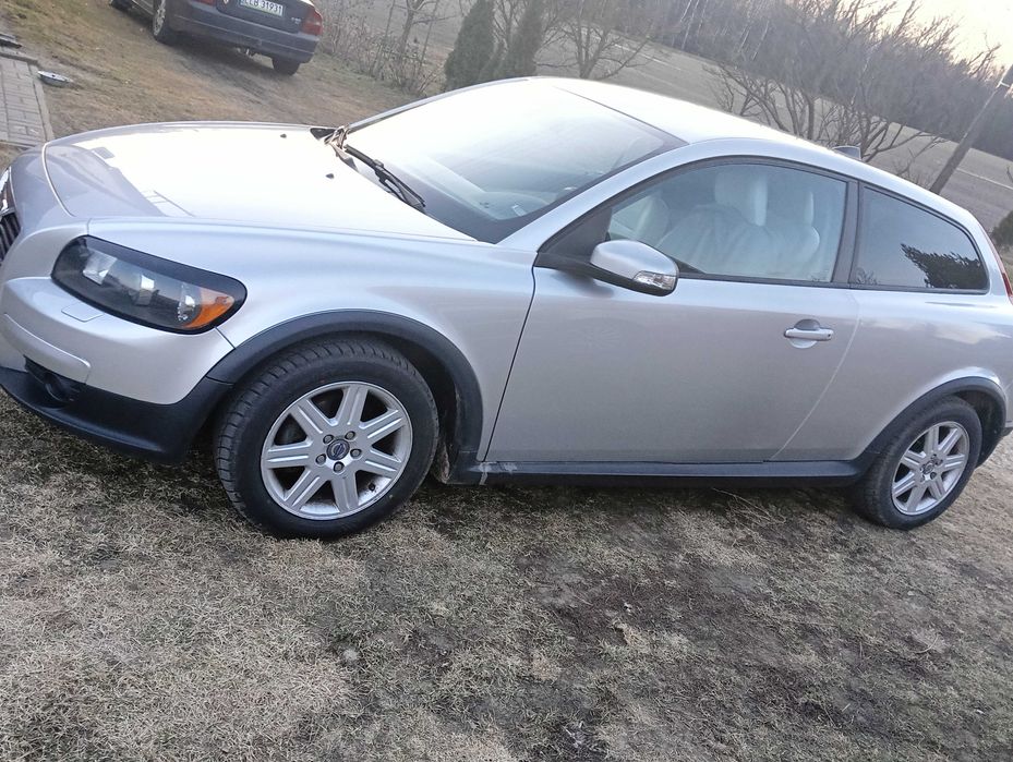 Samochód Volvo C30