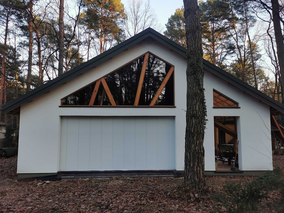 Okna, bramy, drzwi, parapety, panele. Sprzedaż i montaż