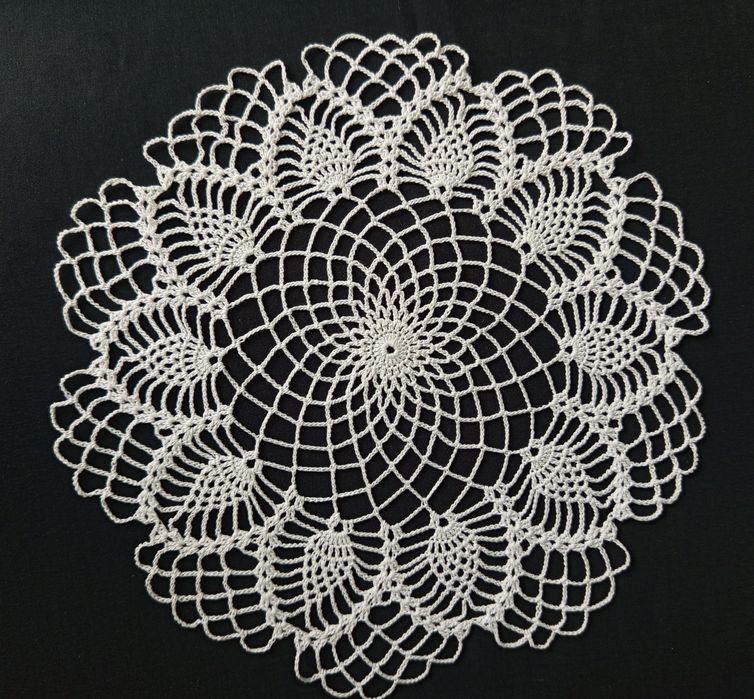 Serwetka szydełkowa do koszyczka wielkanocnego bawełniana