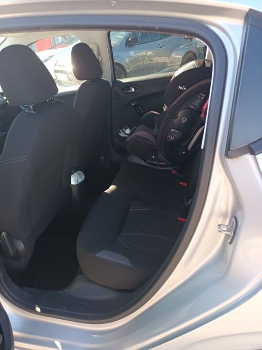 C A RR O em muito bom estado