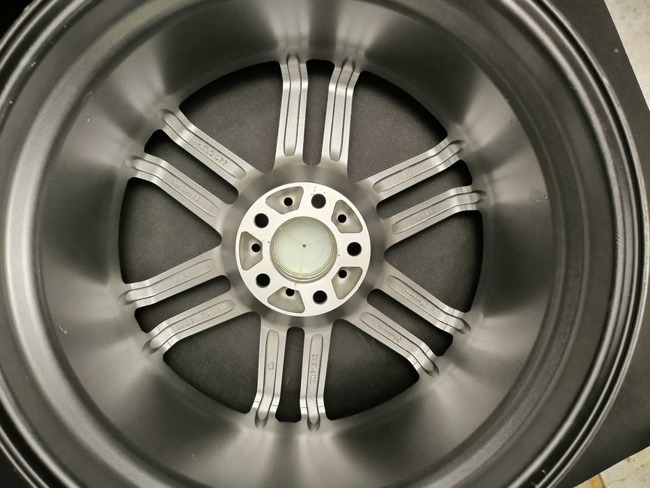 Alufelgi 19 5x108 ET27 Jaguar, Ford, Volvo USA VOSSEN #132