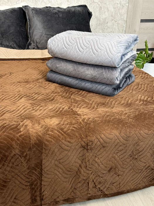 Велюрове покривало/плед на ліжко