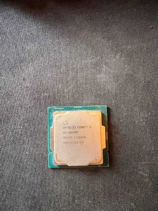 Процесор Intel Core i5-10400F (LGA1200, 6 ядер / 12 потоків)