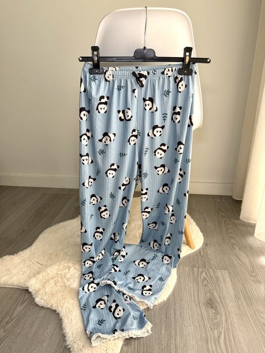 Pijama com renda