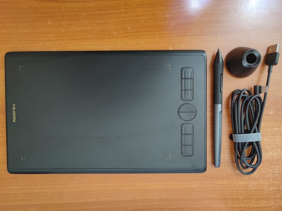 Mesa Digitalizadora com Tela HUION Inspiroy H580X