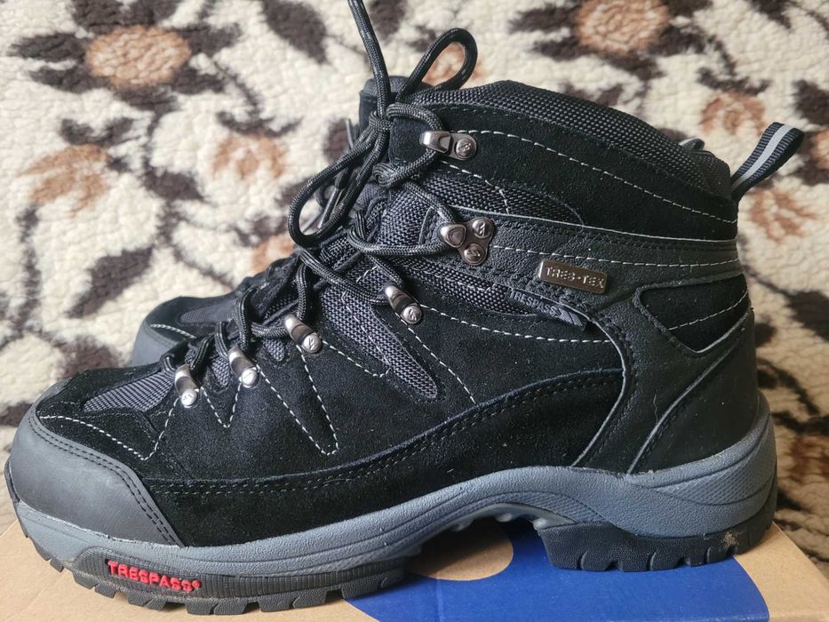 Ekstra  wodoodporne buty trekkingowe  Trespass Keller r.46 super stan