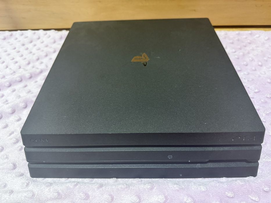 Playstation 4 pro приставка ігрова
