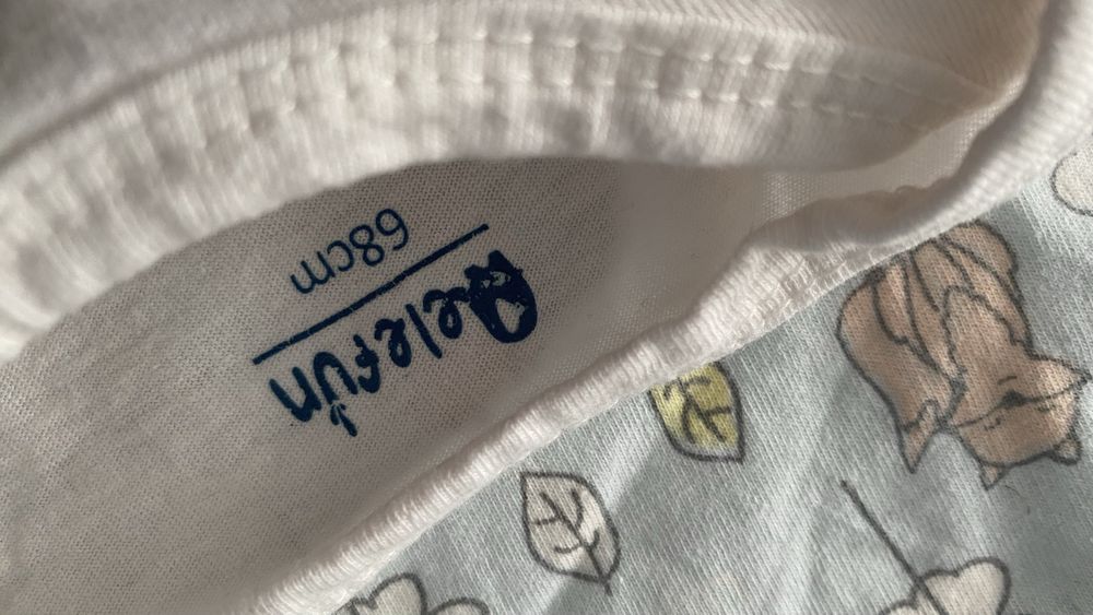 Body z długim rękawem 68  cztery sztuki