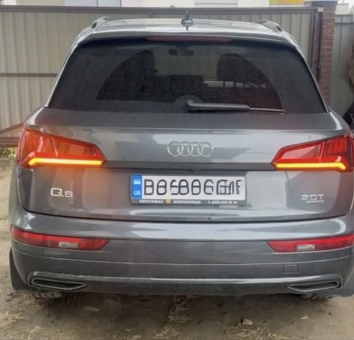 Переробка задніх ліхтарів (жовті повороти) audi q5