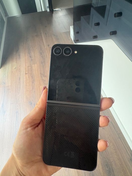 Samsung flip6 - como novo