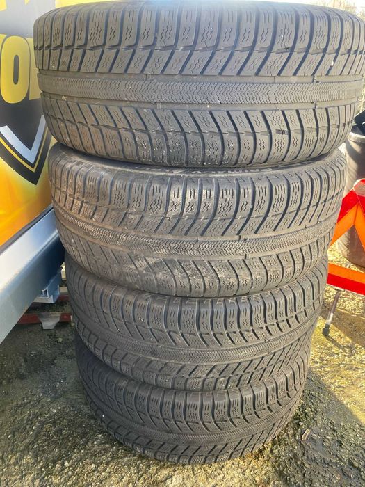 Jantes e Pneus 225/45/17 - 5x112 Proveniente Mercedes