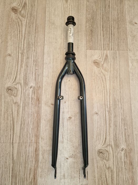 Widelec rowerowy przedni sztywny Gazelle pod koła 28 cali