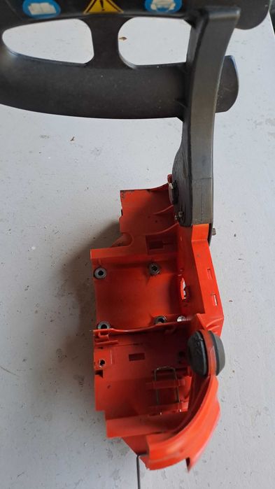 Dolmar PS 34 45  Karter mocowanie silnika komplet