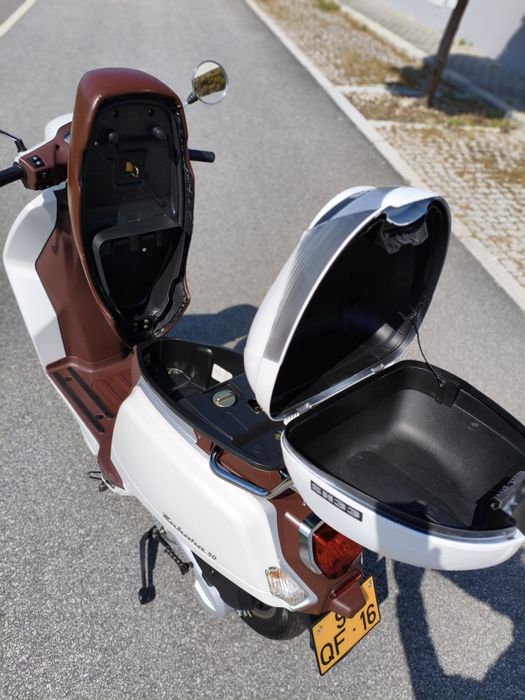Keeway zahara seminova mota scooter 50cc