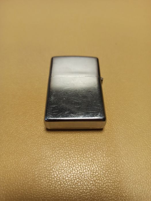 Запальничка бензинова