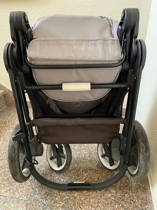 Cybex Balios M Carrinho criança