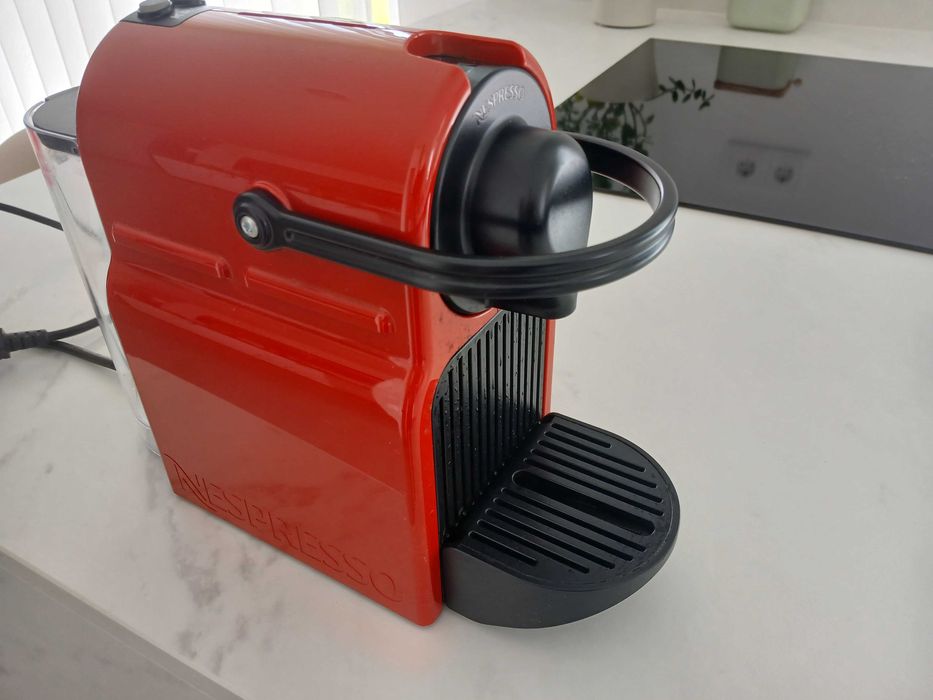 Máquina de Café KRUPS Nespresso Inissia XN1005