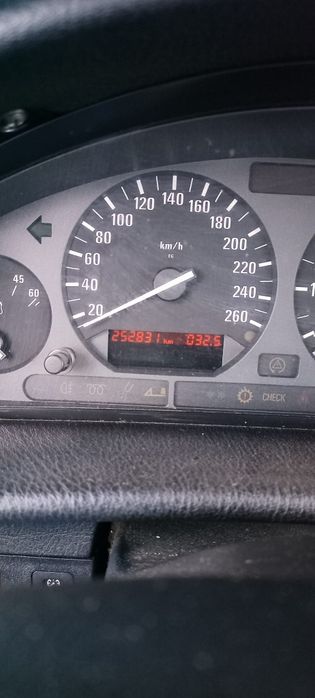 BMW 318i Gasolina