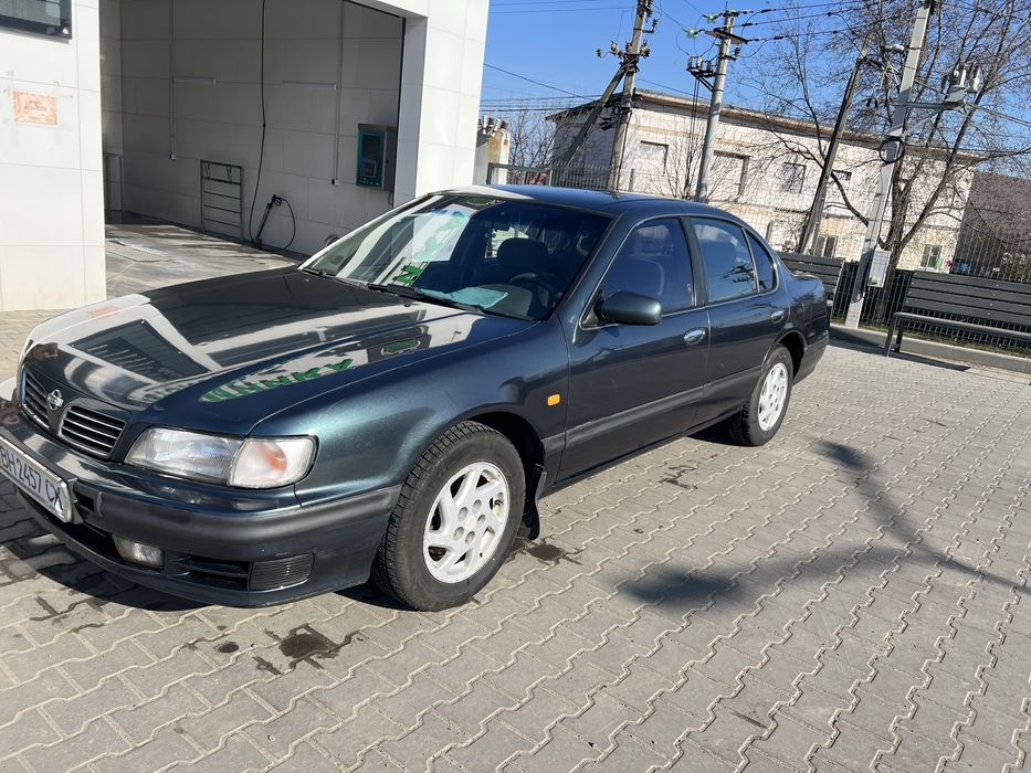 Продам ниссан максима
