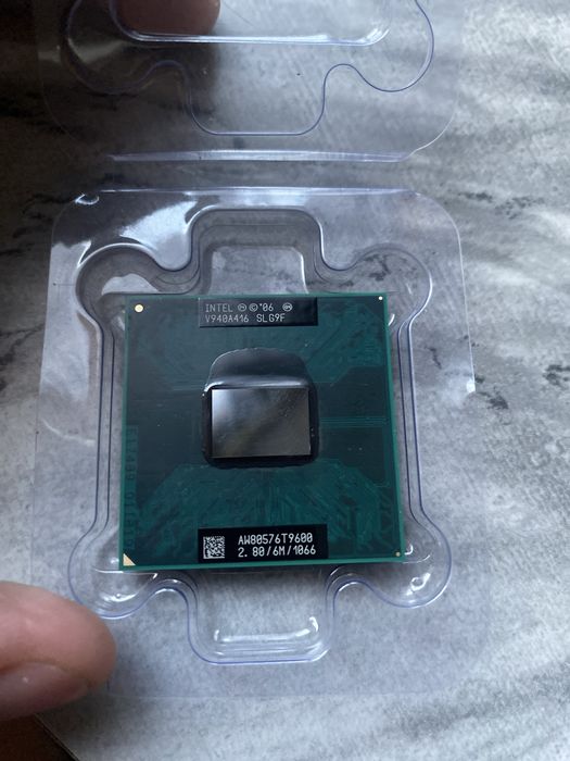 Оперативна память DDR-2 та DDR 3,також процесори Intel