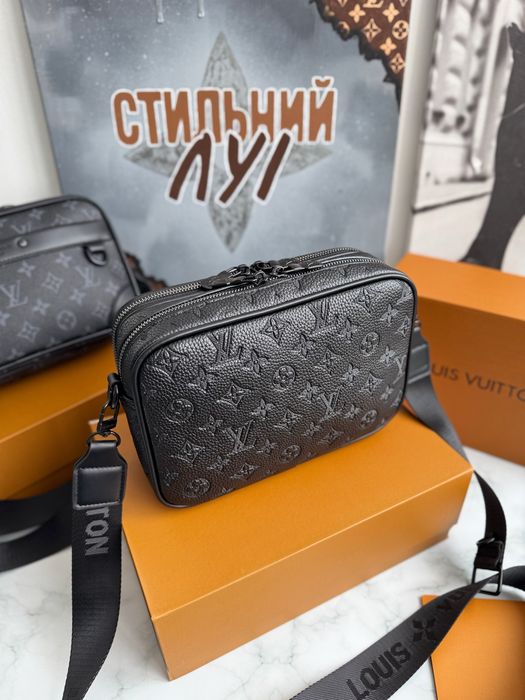 Чоловіча сумка мессенджер Louis Viitton Alpha чорна луі вітон кожа
