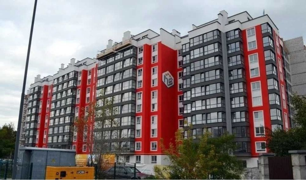продам комору жк хмельницький парк