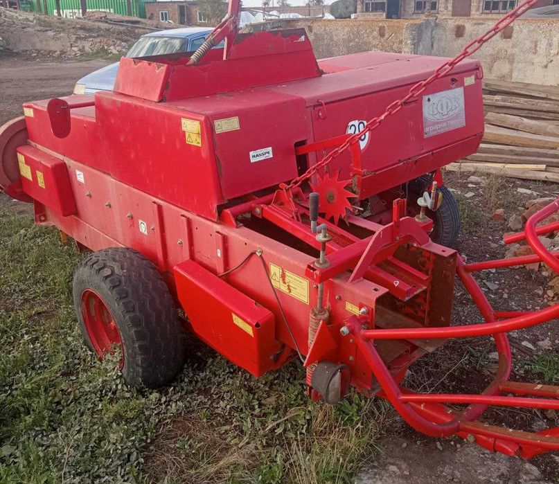 Прес підбирач UNIA FAMAROL Z511