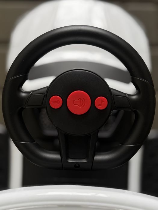 Толокар машинка с родительской ручкой белый ,розовый,красный