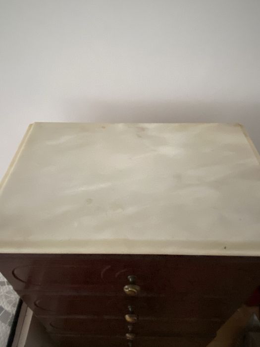 Movel de madeira antiga