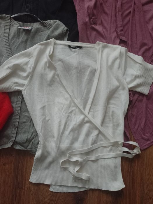 Paka ubrań M swetry bluza kamizelka