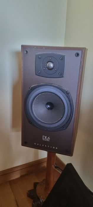 Duas Colunas Celestion