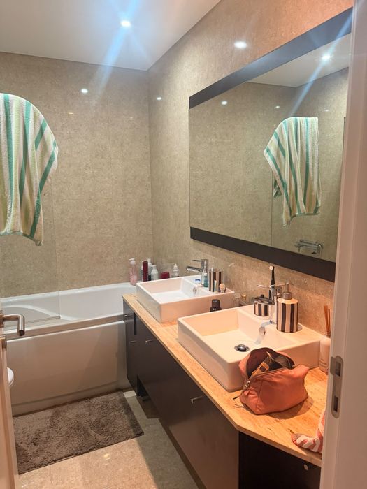 Quarto para arrendar