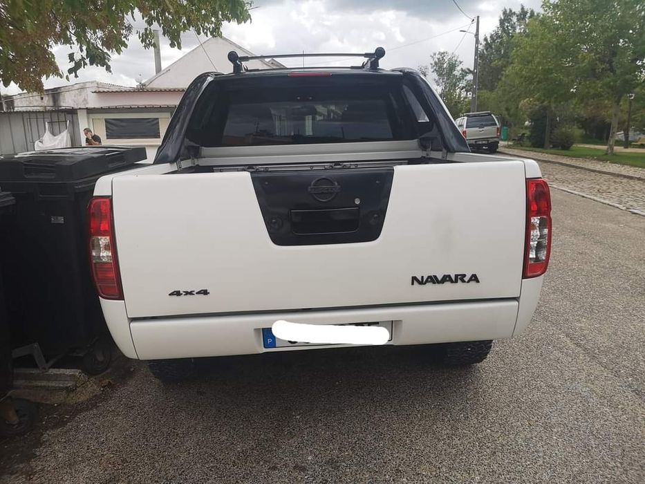 Vendo para-choques ferro Nissan Navara