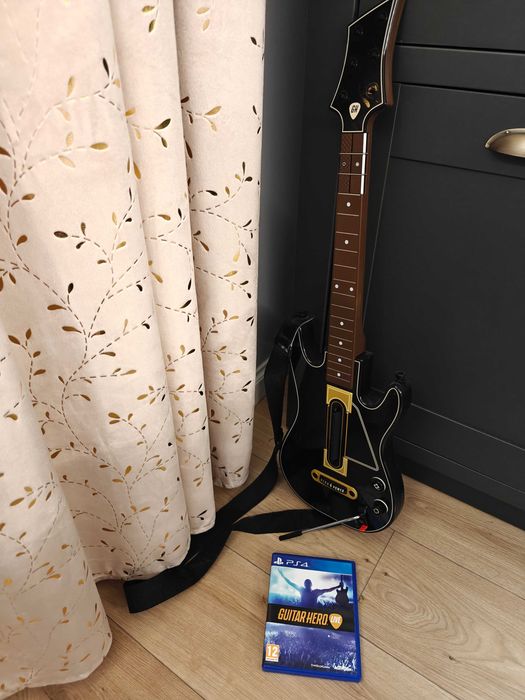 Gra PS4 Guitar Hero + gitara + adapter USB
