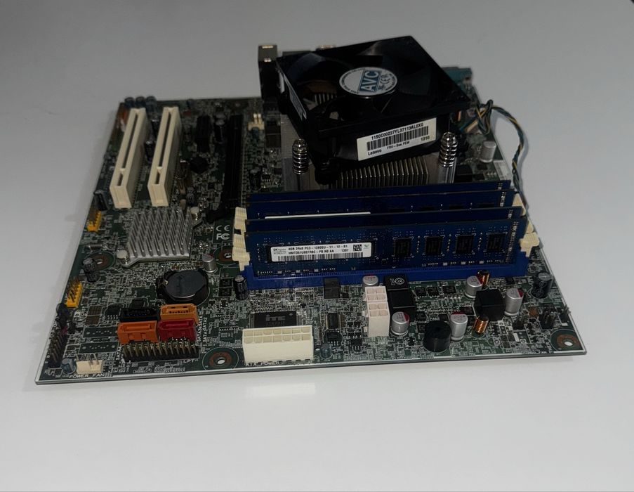 Zestaw Płyta Główna Lenovo z Procesorem Intel Core i7 oraz 16GB RAM