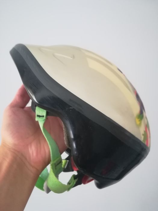 Dois capacetes bike infantil