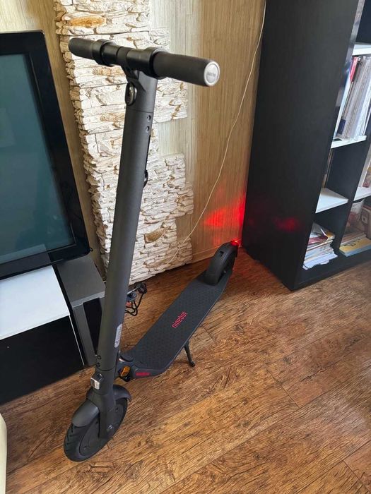 Електросамокат Segway Ninebot KickScooter E22E