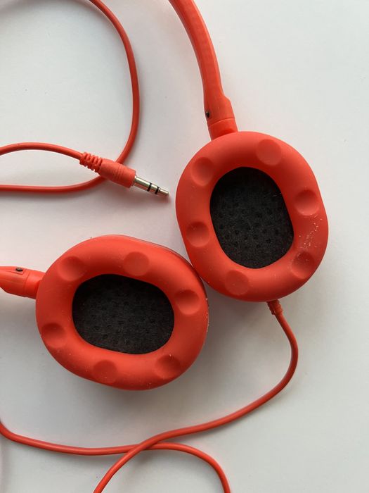 Навушники Turkish Airlines