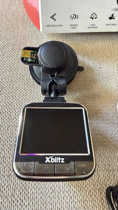 Kamerka samochodowa Xblitz