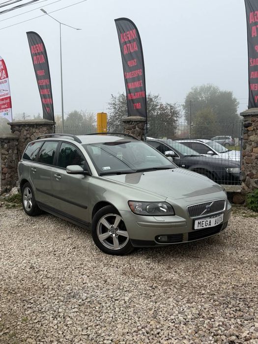 Volvo V50