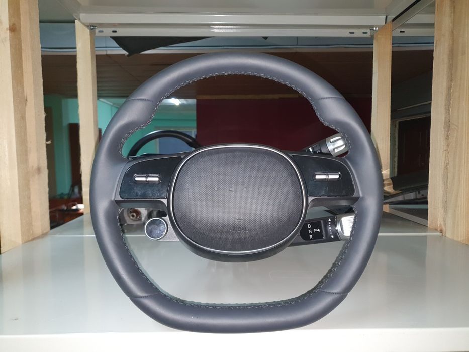 Кермо Hyundai Ionic 5 в ідеальному стані руль
