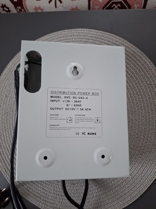 Блок живлення для камери