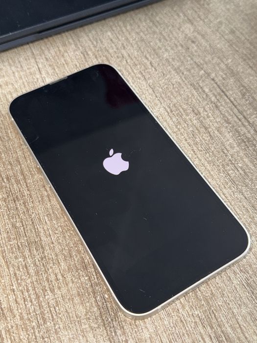 Iphone 13 biały (128gb)REZERWACJA
