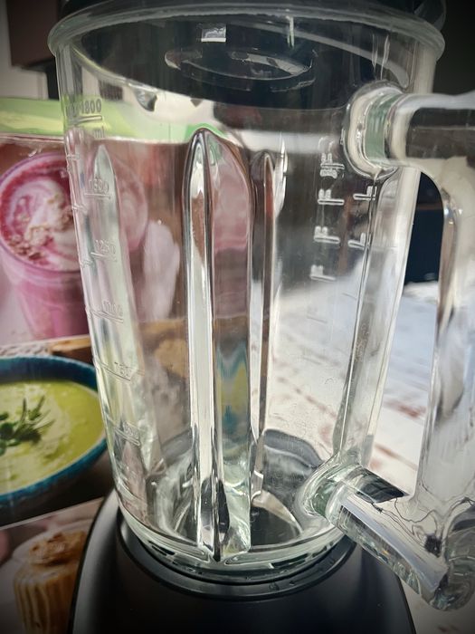 Blender kielichowy Philips 7000 ProBlend Ultra HR3760 jak nowy