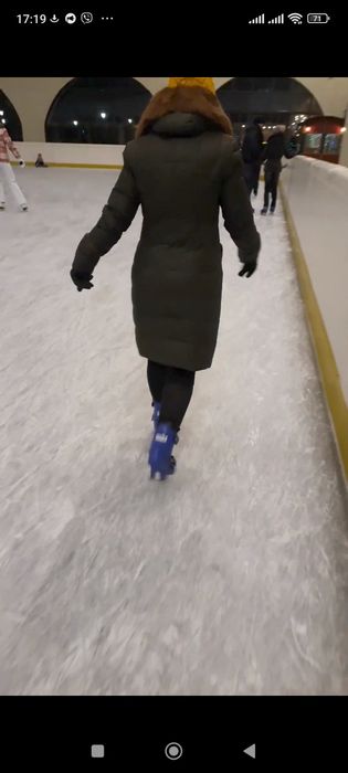 Віддам безкоштовно!!!фірмове зимове тепле жіноче пальто