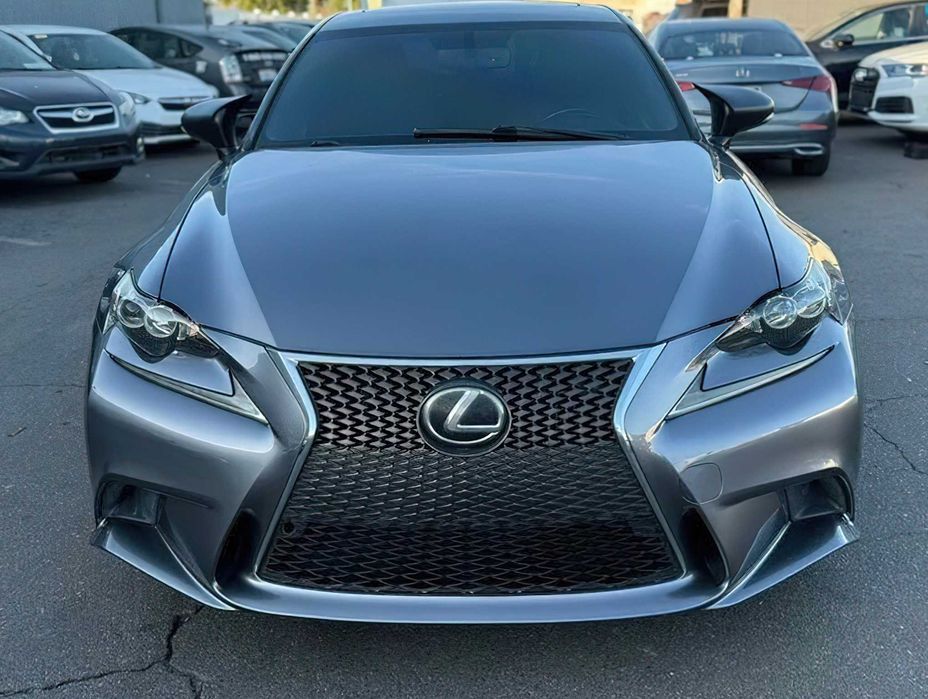 Lexus IS 350      2015